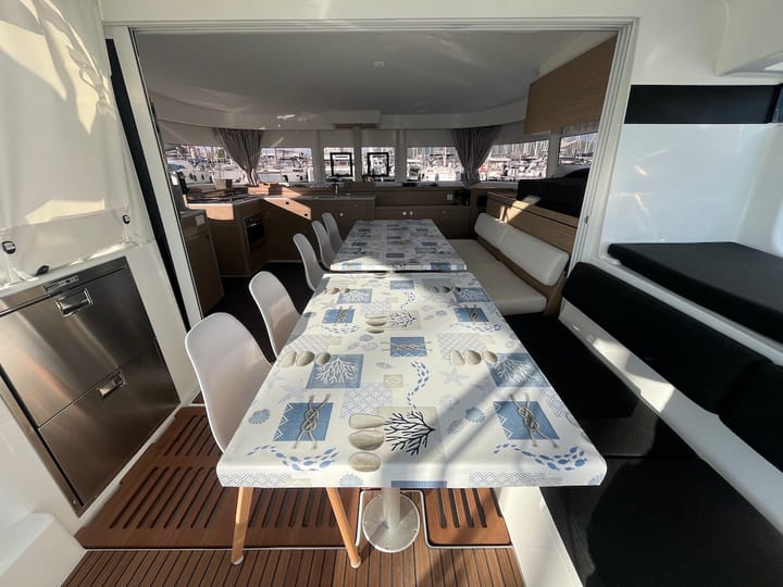  Catamarano Lagoon 43 (2025) per Noleggio, overcloccabile Lefkada | #23516 - 39