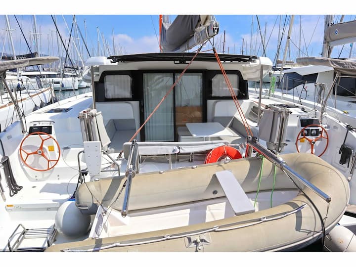 Catamaran Excess 11 (2021) pour Charter - Paros | #23535 - 1