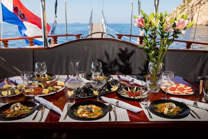 Maßgeschneidert Gulet (2008) für Charter - Split | #23569 - 10