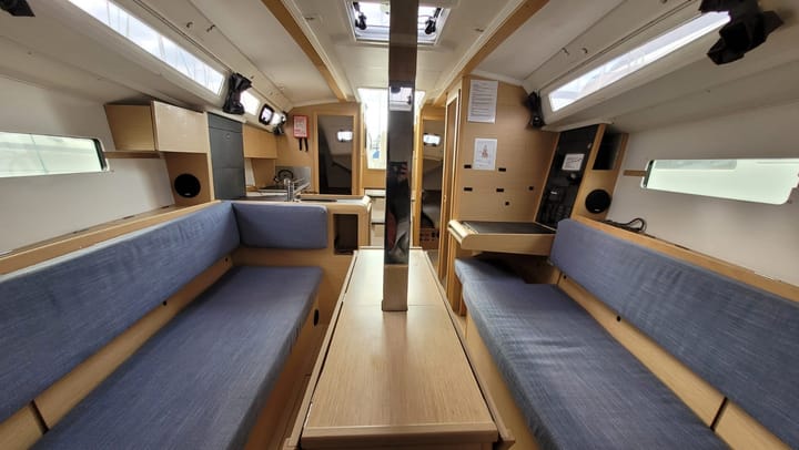 Sailboat Jeanneau Sun Odyssey 349 (2018) for Charter - Saint-Quay-Portrieux | #23625 - 5