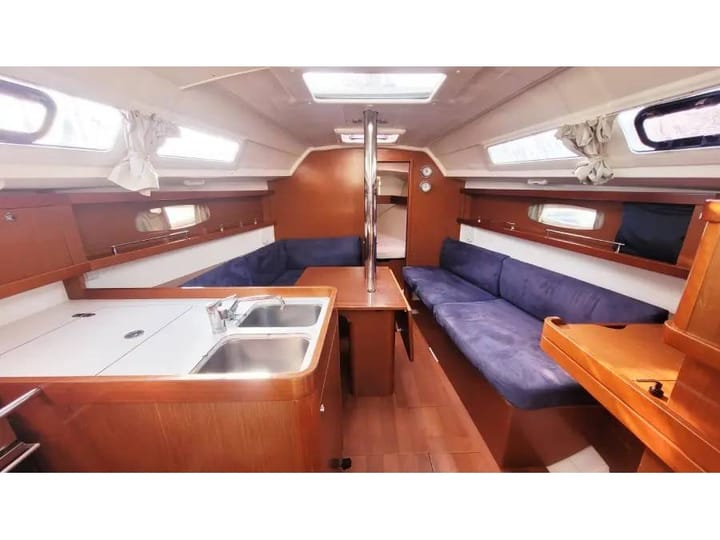 Beneteau Oceanis 31 Kiralık Yelkenli (2011) - Saint-Quay-Portrieux | #23634 - 2
