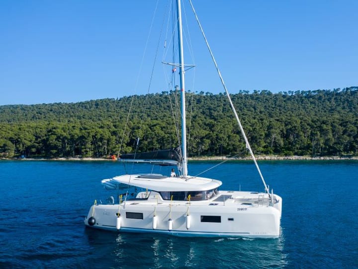 Kaštel Gomilica 12.8 m Per noleggio Catamarano - #23677 - 1