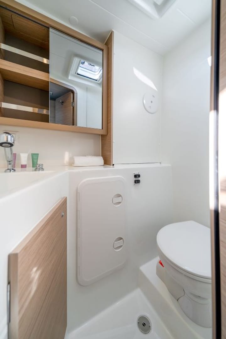 Kaštel Gomilica 12.8 m Per noleggio Catamarano - #23677 - 9