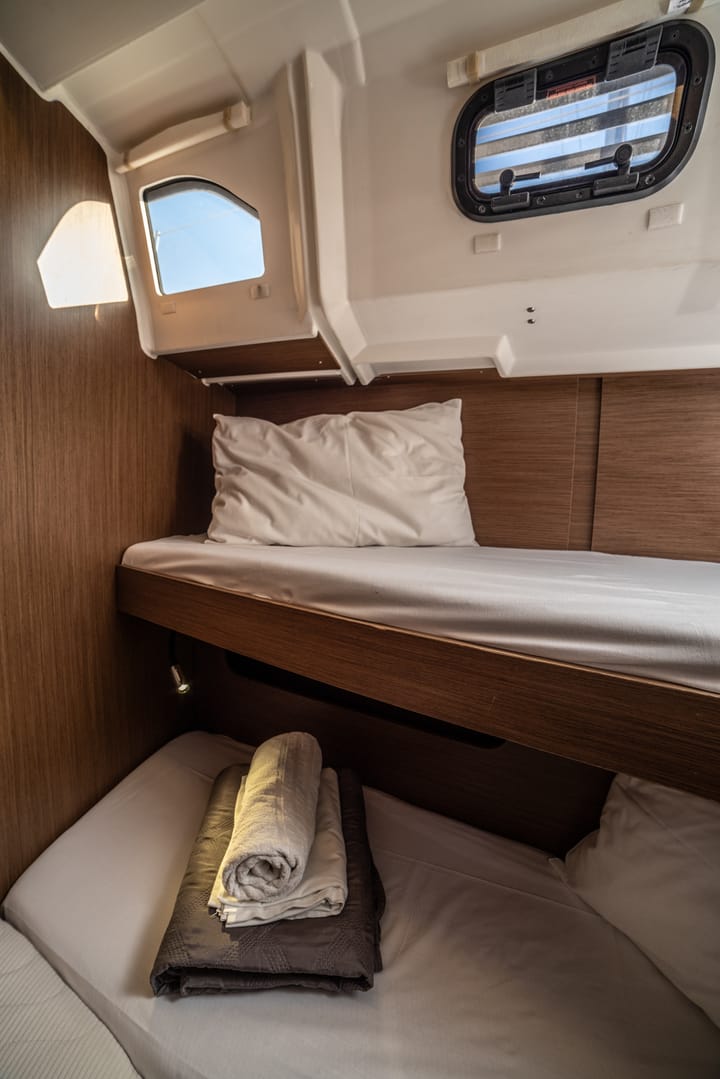 Sailboat Beneteau Oceanis 46.1 (2022) for Charter - Athens | #23722 - 10