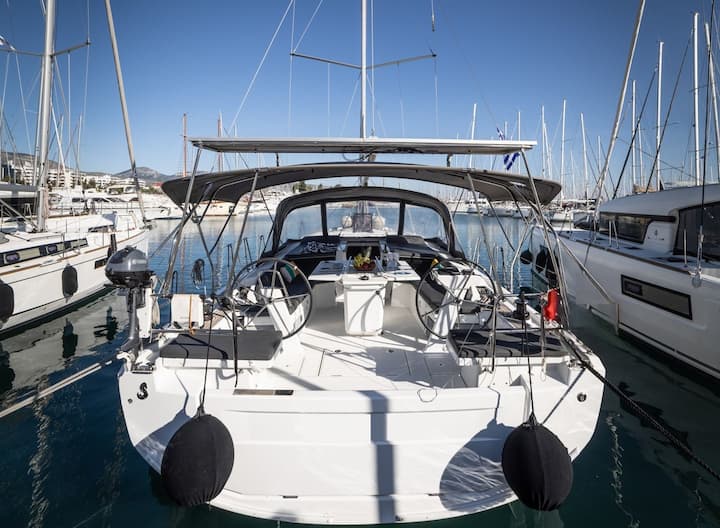 Sailboat Beneteau Oceanis 46.1 (2022) for Charter - Athens | #23722 - 12