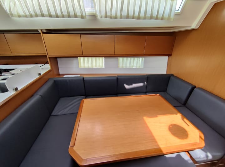 Athènes 13.98 m For Charter Voilier - #23724 - 9