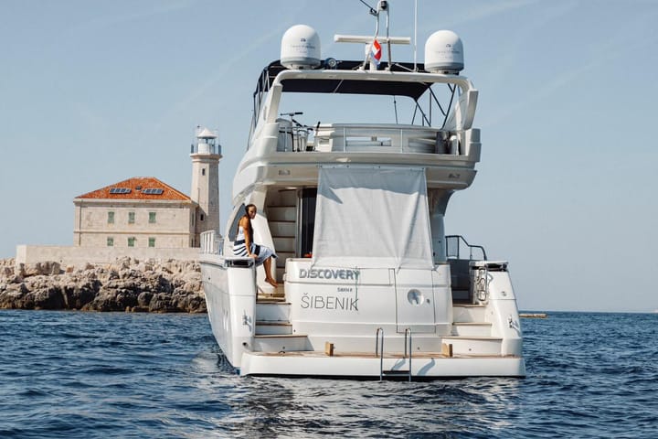 Motor Yacht Dominator 62 S (2008) for Charter - Rogoznica | #23822 - 11