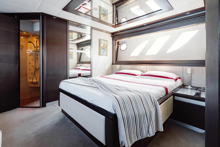 Motor Yacht Dominator 62 S (2008) for Charter - Rogoznica | #23822 - 7