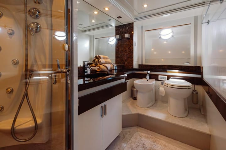 Motor Yacht Dominator 62 S (2008) for Charter - Rogoznica | #23822 - 8