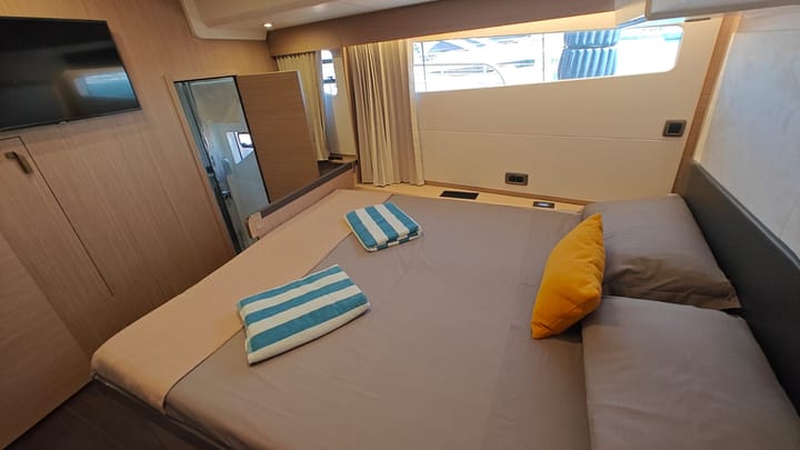 Salerno 14.79 m Per noleggio Yacht a motore - #23911 - 15