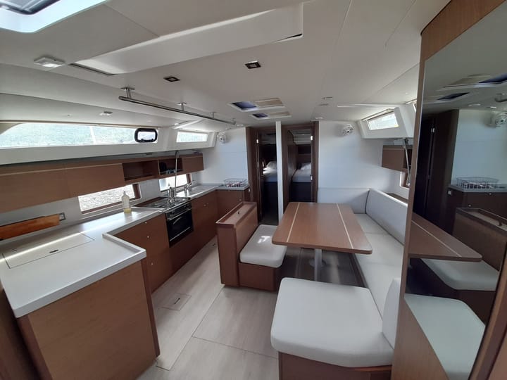 Beneteau Oceanis 46.1 Kiralık Yelkenli (2025) - Lavrion | #23963 - 2