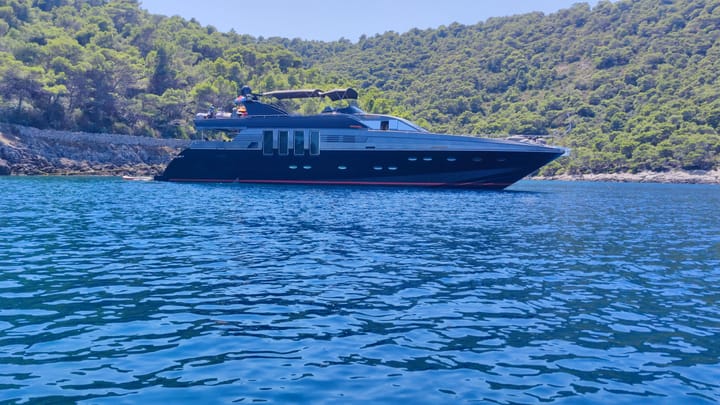 Op maat gemaakt Motorjacht (2002) voor Charter - Gesplitst | #23972 - 25