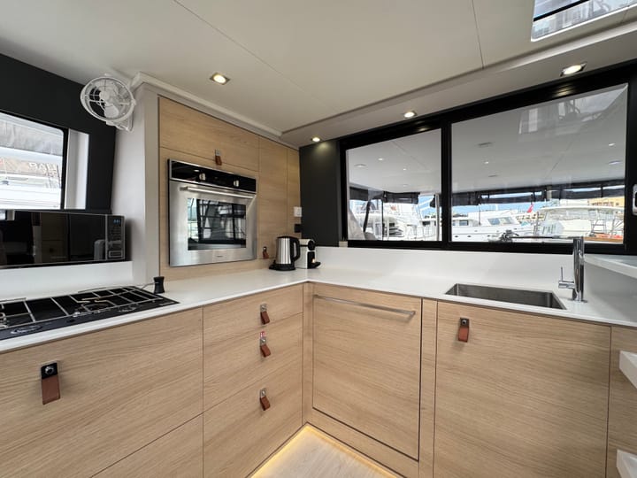 Catamaran Aventura 45 (2025) pour Charter - Grimaud | #24011 - 15