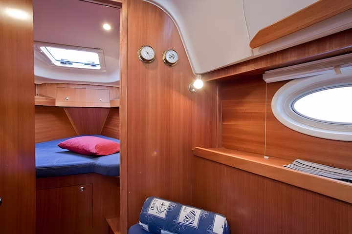 Sailboat Elan 344 Impression (2007) for Charter - Mali Lošinj | #2404 - 13