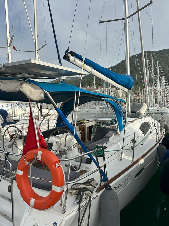 Beneteau Oceanis 43 Kiralık Yelkenli (2025) - Fethiye | #24064 - 2