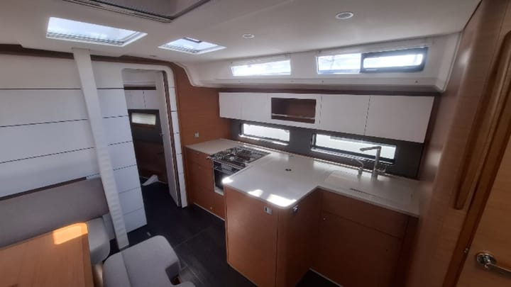 Furnari 12.75 m Voor Charter Zeilboot - #24103 - 3