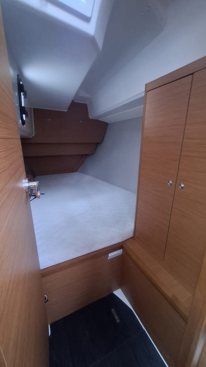 Furnari 10.77 m Voor Charter Zeilboot - #24104 - 17