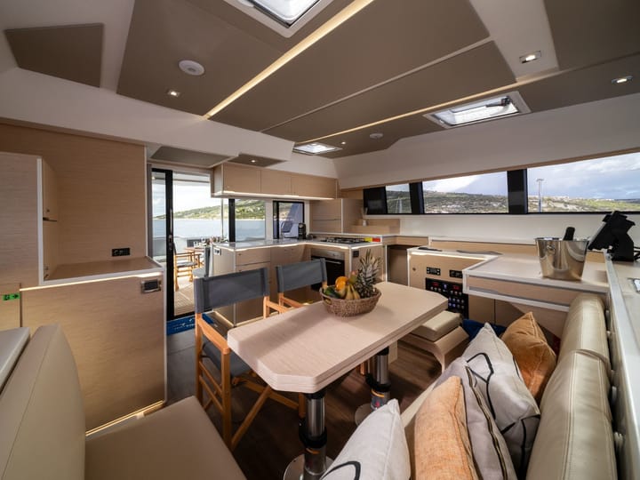 Salerno 13.42 m Für Charter Katamaran — #24128 - 2