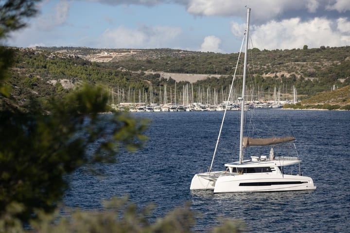 Salerno 13.42 m Für Charter Katamaran — #24128 - 3