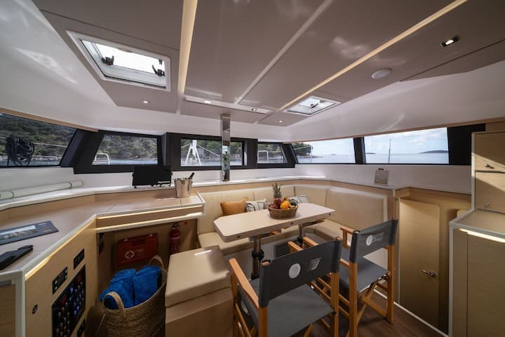 Salerno 13.42 m Für Charter Katamaran — #24128 - 13