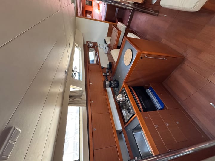  Zeilboot Beneteau Oceanis 41 (2013) voor Charter - Kos | #24207 - 3