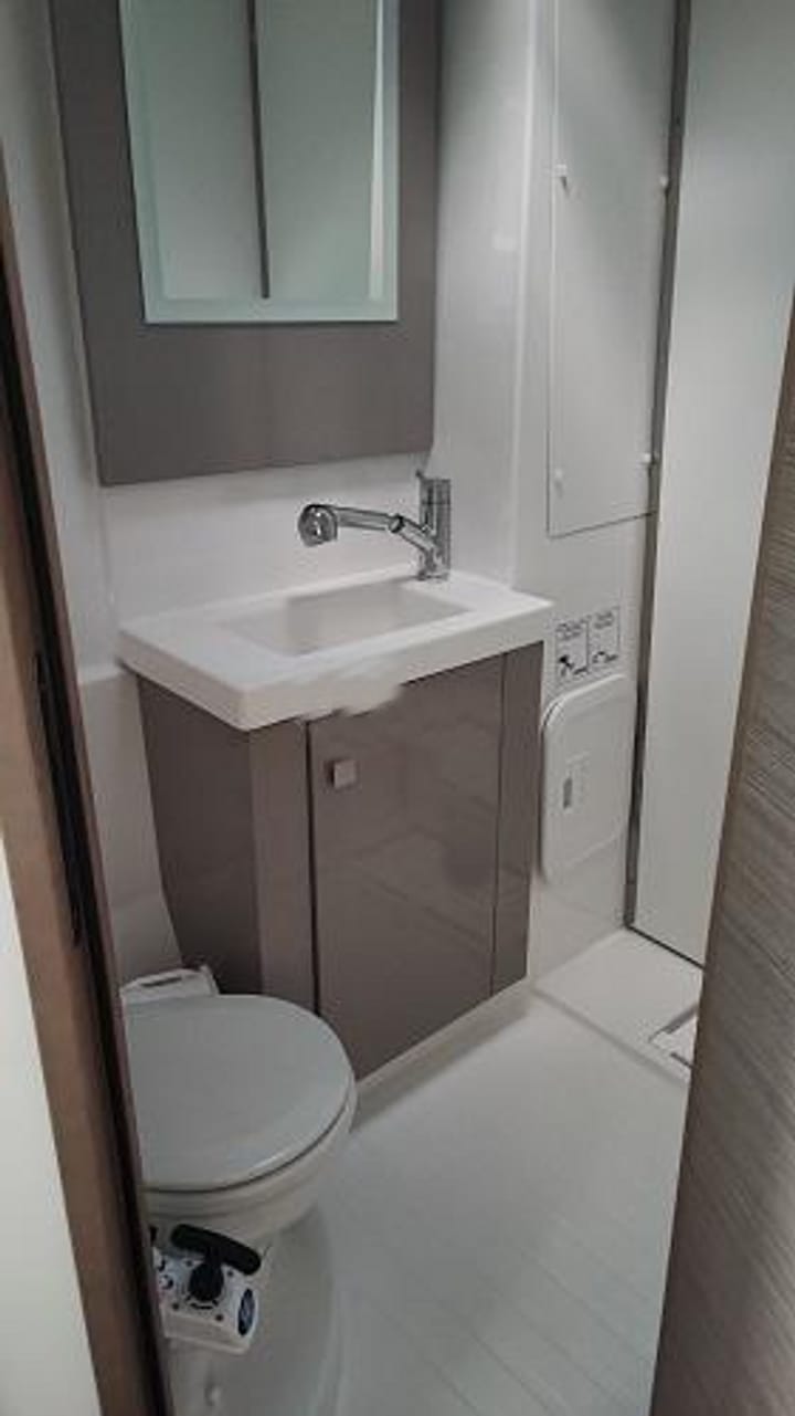  Catamaran Fountaine Pajot Astrea 42 (2018) voor Charter - Tivat | #24257 - 20