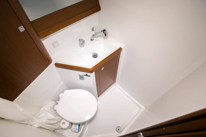 Sailboat Beneteau Oceanis 48 (2014) for Charter - Tivat | #24263 - 14