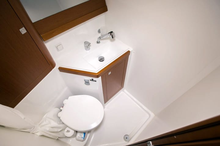 Sailboat Beneteau Oceanis 48 (2014) for Charter - Tivat | #24263 - 15