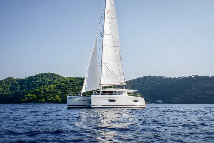  Catamaran Fountaine Pajot Helia 44 (2018) voor Charter - Tivat | #24266 - 2