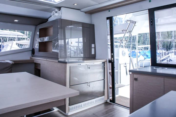 Tivat 13.25 m Für Charter Katamaran — #24266 - 8