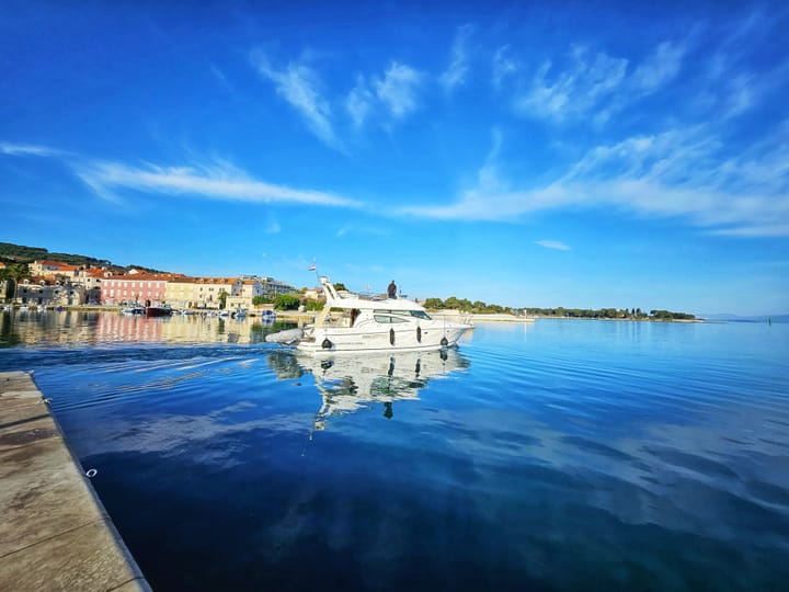 Motor Yacht Jeanneau Prestige 46 Fly (2026) for Charter - Split | #2428 - 90