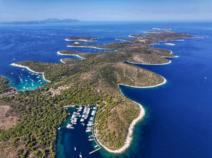 Motor Yacht Jeanneau Prestige 46 Fly (2026) for Charter - Split | #2428 - 70