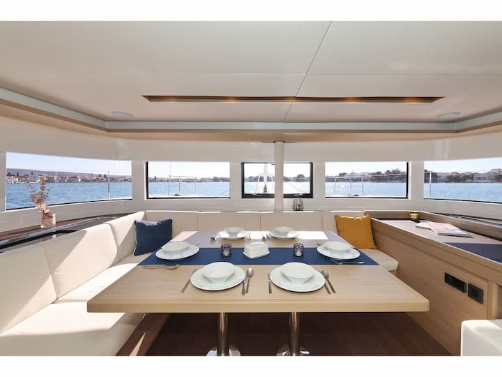  Catamarán Lagoon 51 (2025) para Charter - Sukošan | #24331 - 2