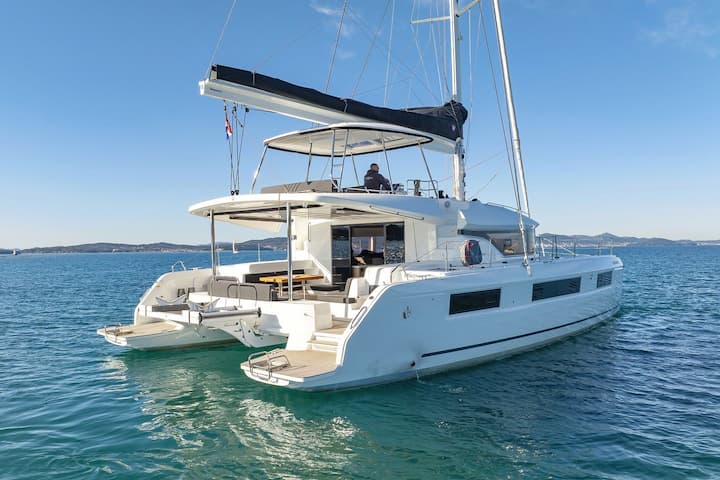  Catamarán Lagoon 51 (2025) para Charter - Sukošan | #24331 - 26
