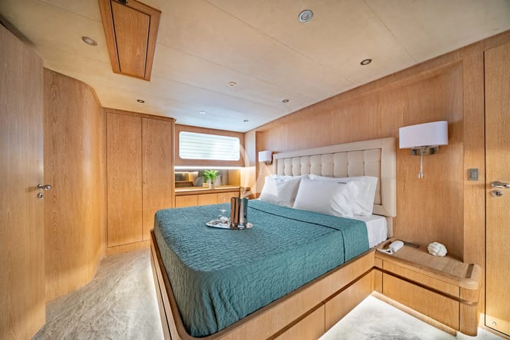 Custom Made Motor Yacht (1994) for Charter - Sami | #24359 - 18