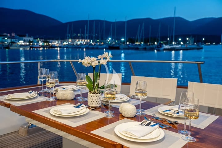 Custom Made Motor Yacht (1994) for Charter - Sami | #24359 - 26