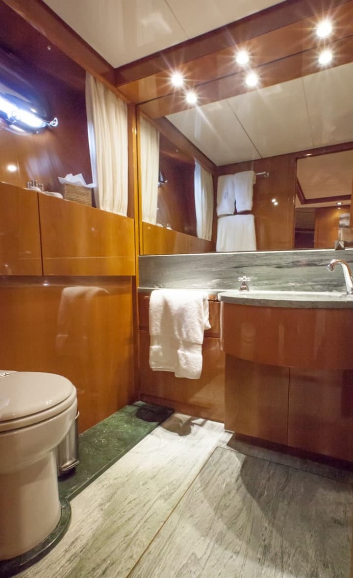 Cittanova 23.95 m Per noleggio Yacht a motore - #24362 - 21
