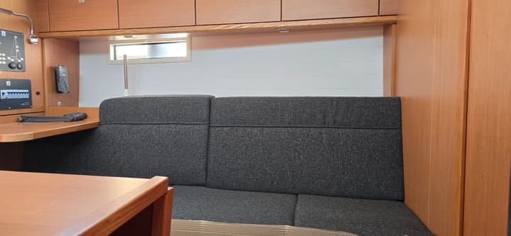  Barca a vela Bavaria  37 Cruiser (2025) per Noleggio, overcloccabile Zara | #24406 - 3