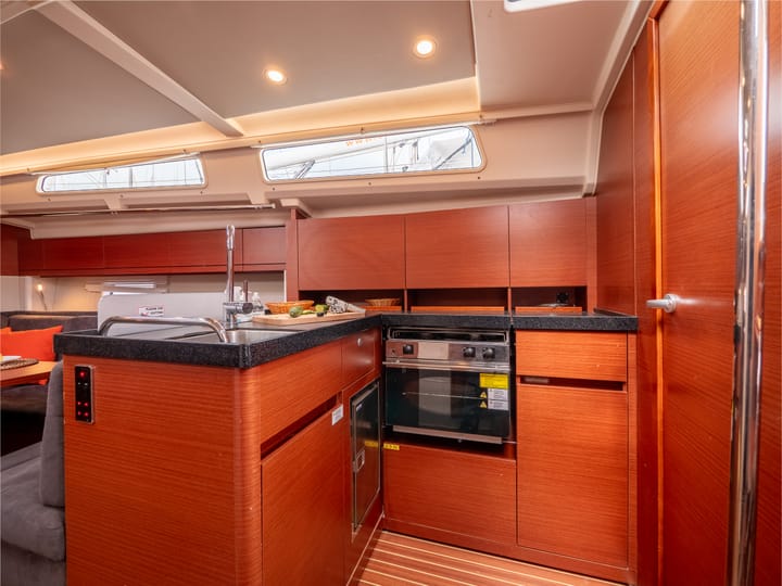 Split 12.4 m For Charter Voilier - #24444 - 28