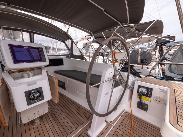 Split 12.4 m For Charter Voilier - #24445 - 21