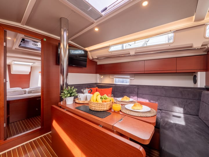 Split 12.4 m For Charter Voilier - #24445 - 27