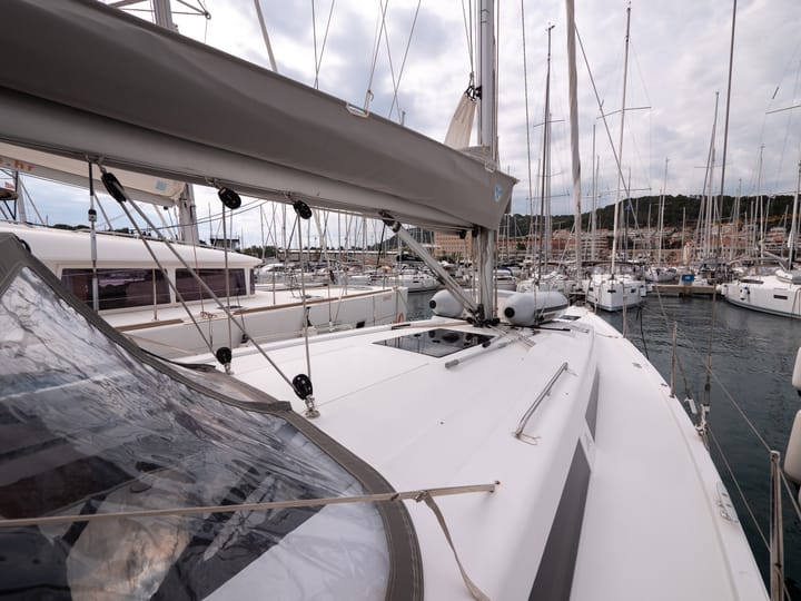 Split 12.4 m For Charter Voilier - #24445 - 9