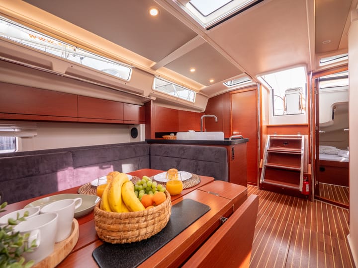 Split 12.4 m For Charter Voilier - #24445 - 36