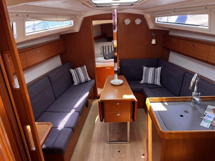 Vliho 9.99 m For Charter Voilier - #24476 - 3