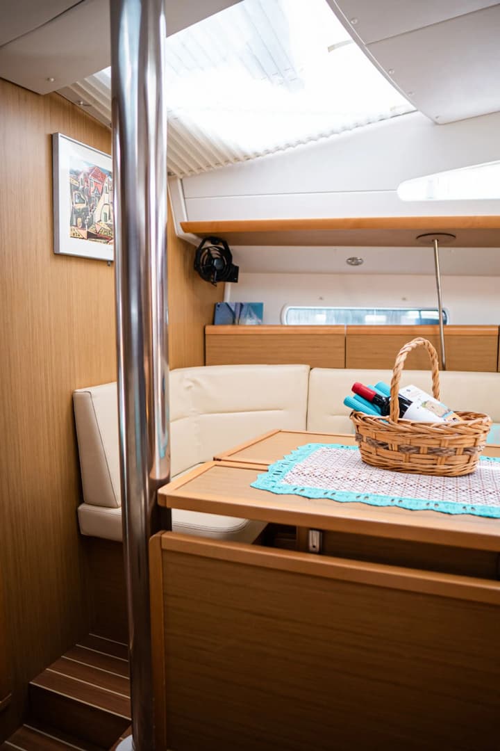 Sailboat Jeanneau Sun Odyssey 42DS (2010) for Charter - Lefkada | #24482 - 9
