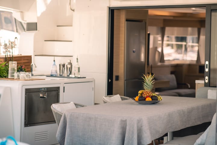  Catamarano Lagoon 55 (2025) per Noleggio, overcloccabile Capo d'Orlando | #24508 - 12