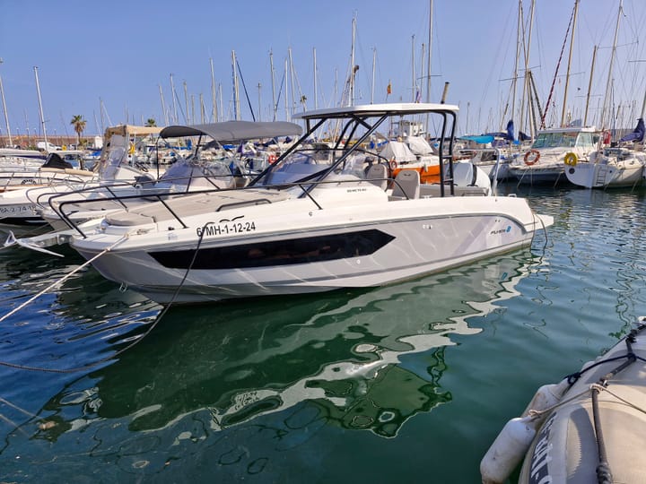 Barcelona 8.1 m Para Charter Lancha motora - #24559 - 3