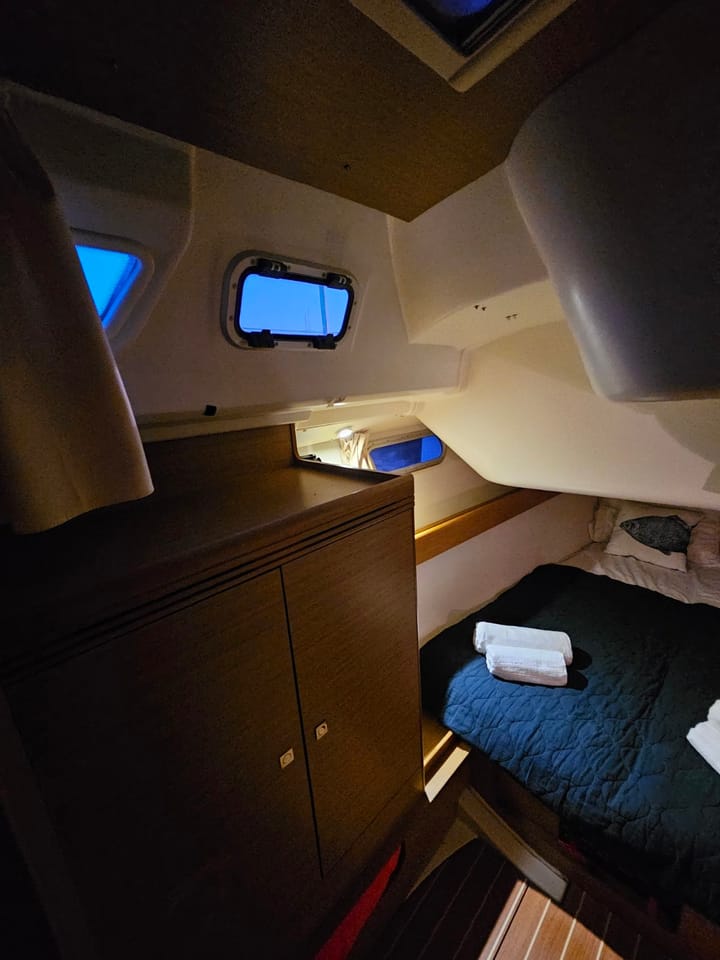  Barca a vela Jeanneau Sun Odyssey 42i (2009) per Noleggio, overcloccabile Atene | #24589 - 20