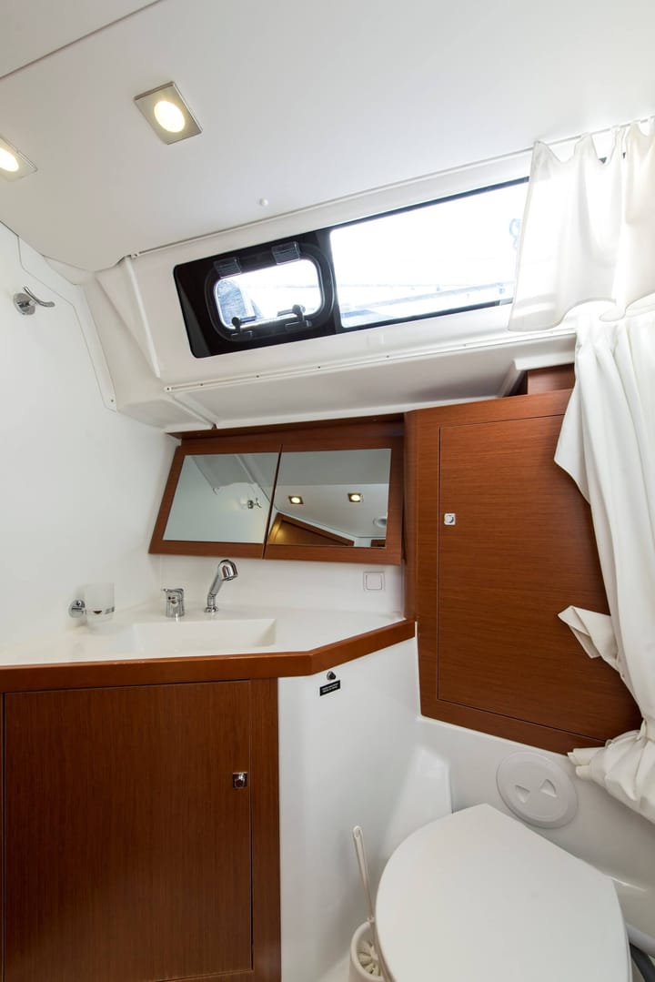  Zeilboot Beneteau Oceanis 45 (2014) voor Charter - Volos | #24590 - 11