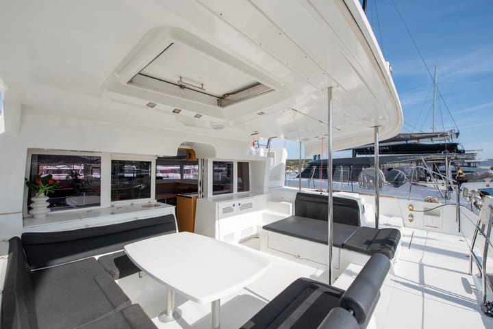 Catamaran Lagoon 450F (2016) for Charter - Lavrion | #24662 - 18